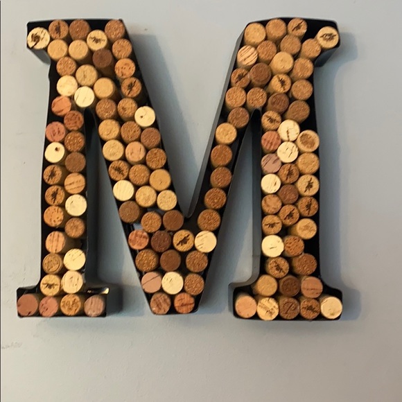 Meet your Posher, Laura - Picture 1 of 1